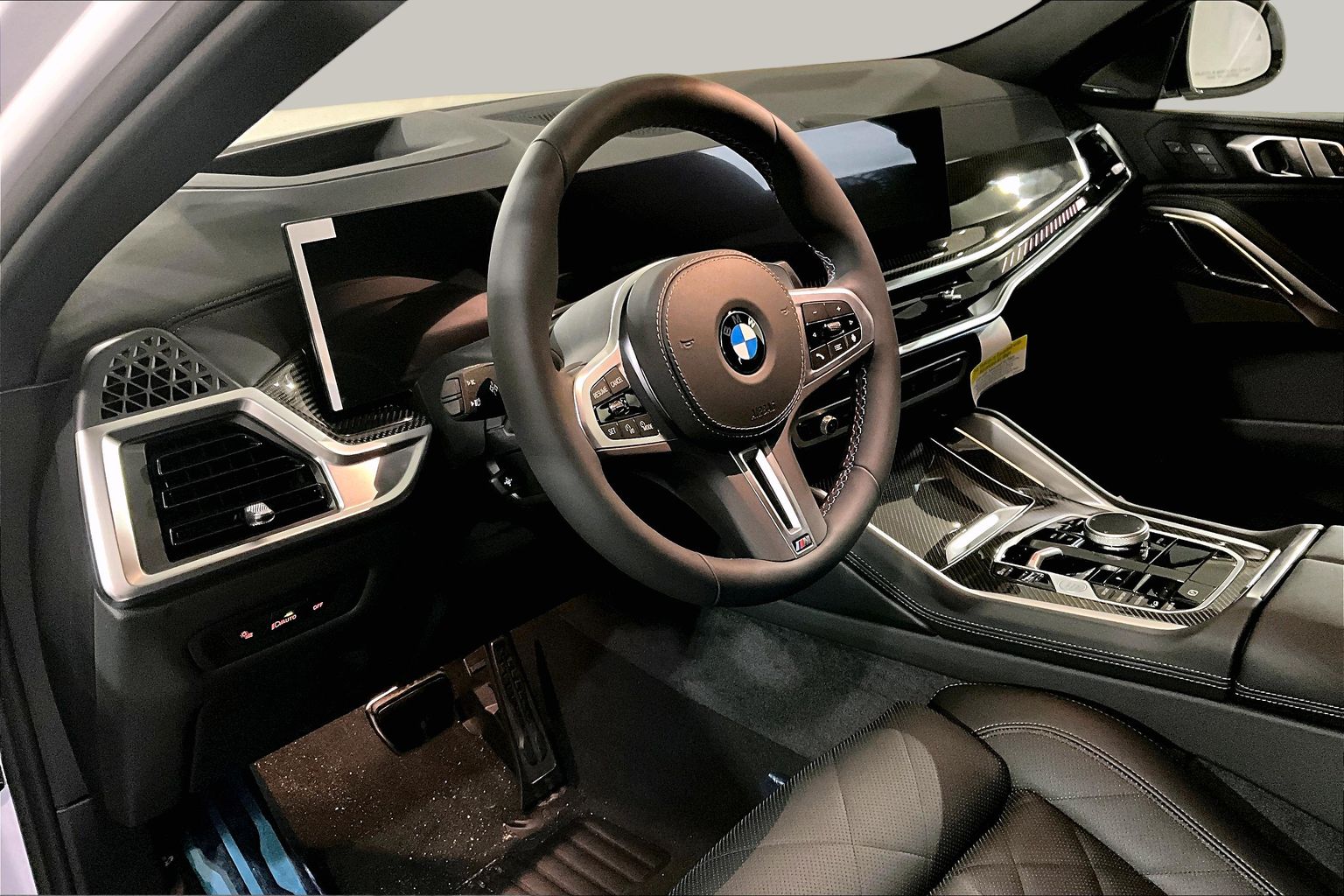 New 2026 BMW X6 M60i SUV in Norwood #T9327462 | BMW of Norwood
